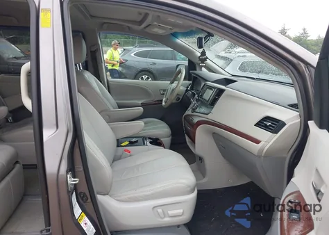 2013 Toyota Sienna Xle 7 Passenger from USA, damaged, VIN 5TDDK3DCXDS056208